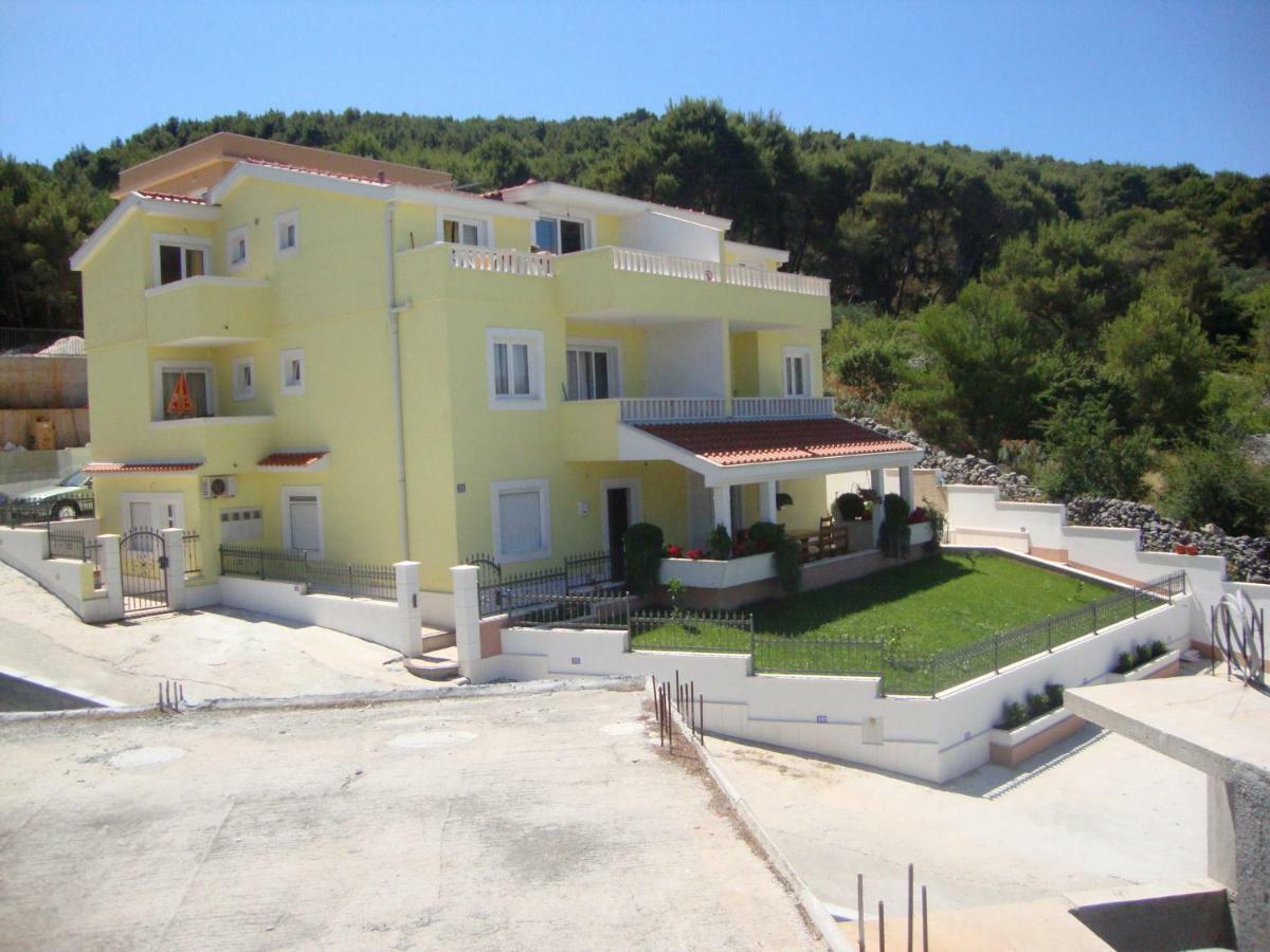Vila Ana Mirela Slatine Exterior foto